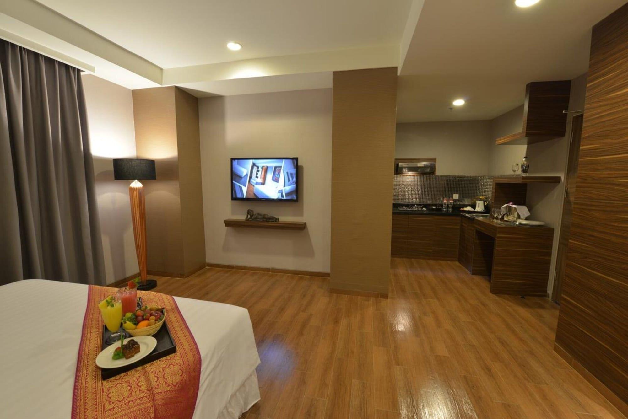 Pranaya Boutique Hotel Serpong Exterior photo